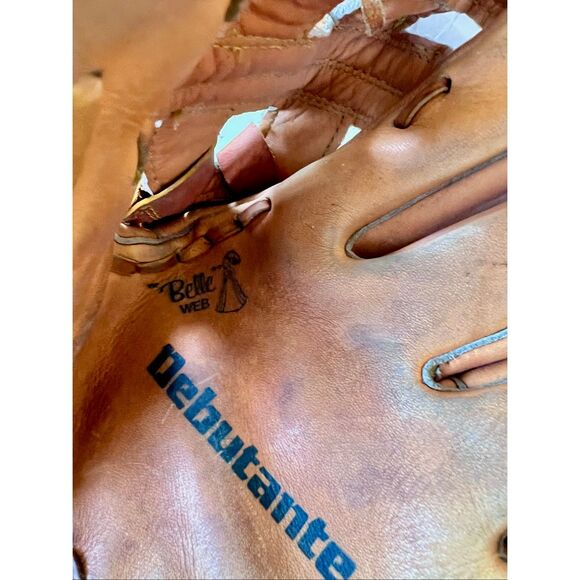 Vintage Louisville Slugger Debutante 10” Baseball Glove Mitt RH Thrower - Picture 4 of 6